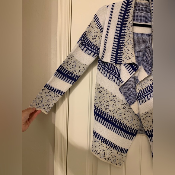 FOREVER 21 Blue White Gray Striped High Low Open Front Long Sleeve Cardigan Sz M - Picture 4 of 8